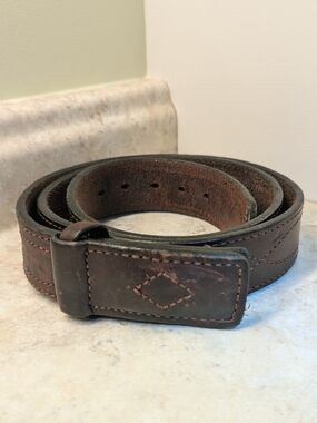Men's Dark Brown Leather Belt